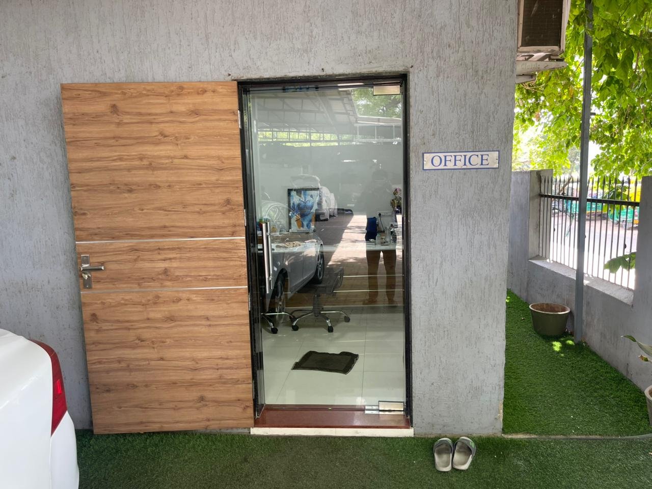 Ganesh Motor Gallery